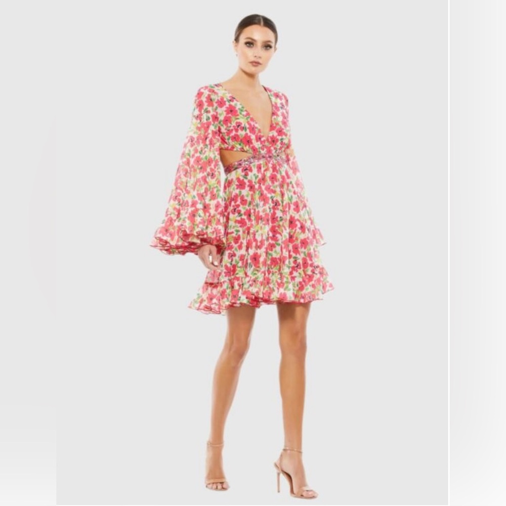 NWT Mac Duggal Style 9158 Bell Sleeve Mini Dress